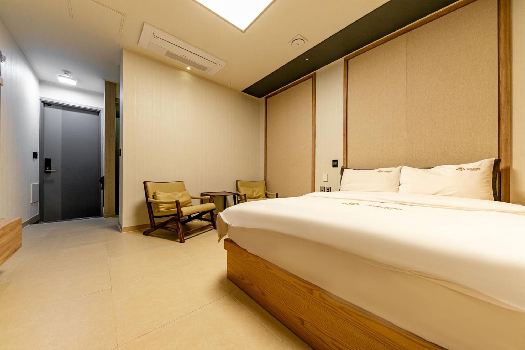 Yeosu Stay Hotel Habitación foto
